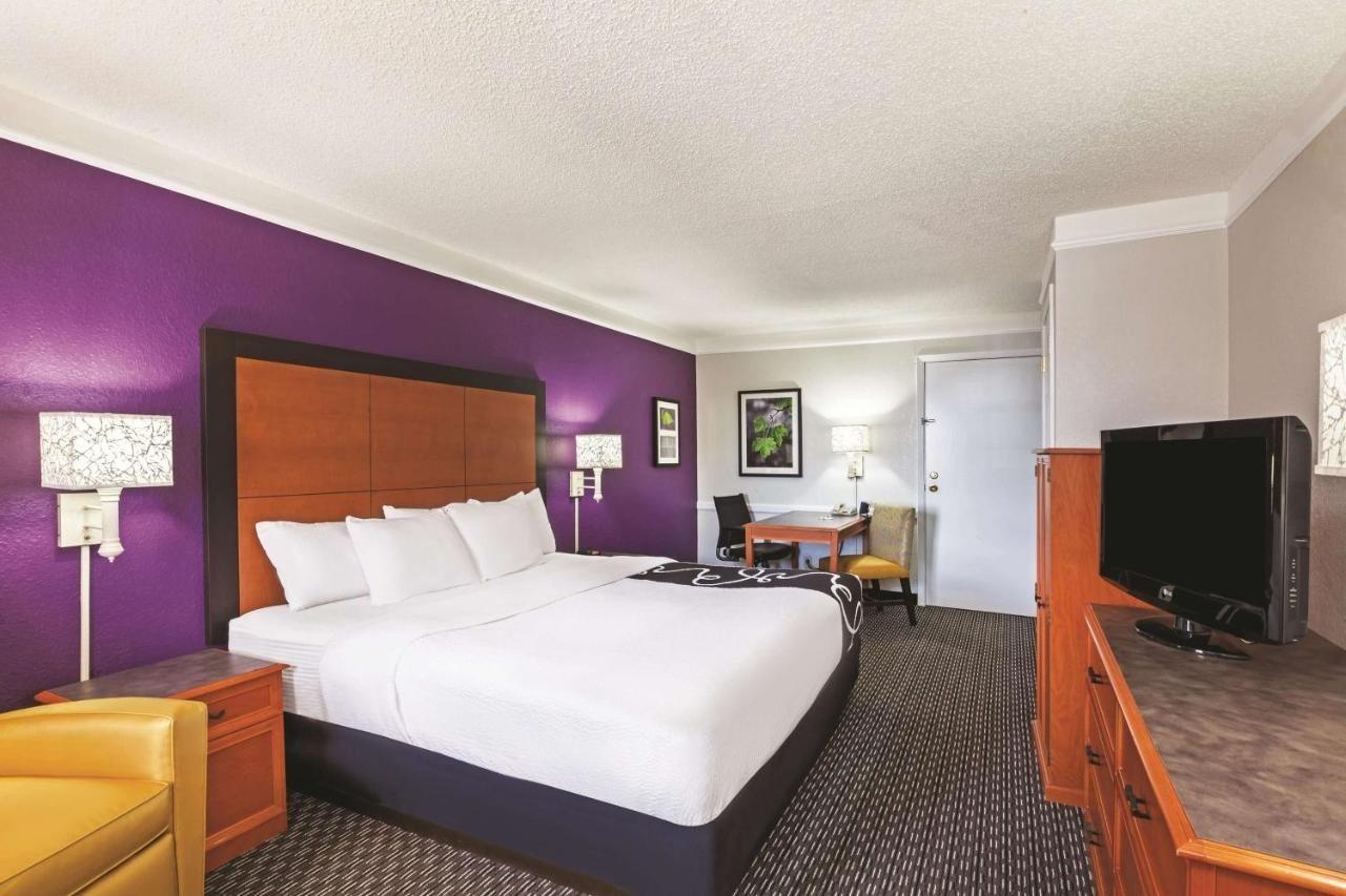 La Quinta By Wyndham Midland