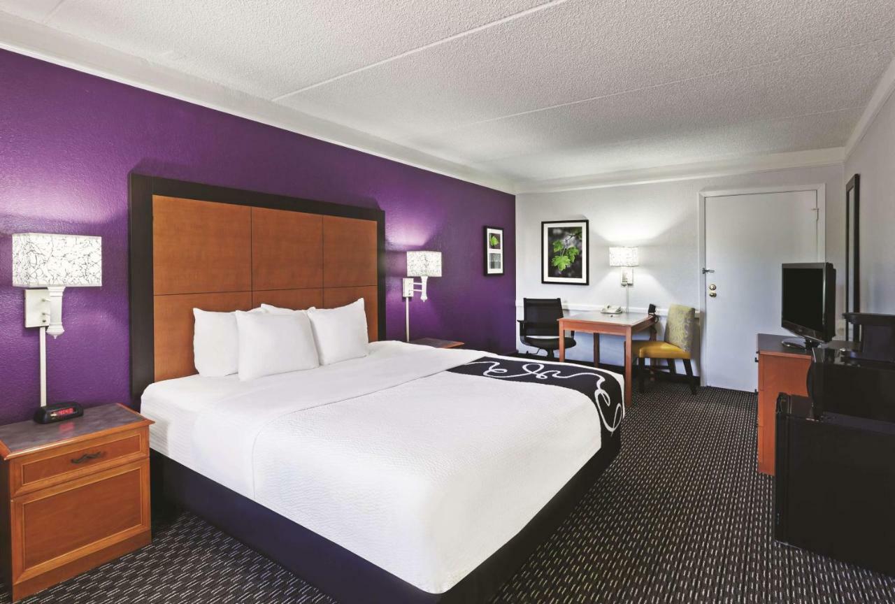 Hotel La Quinta By Wyndham 3*